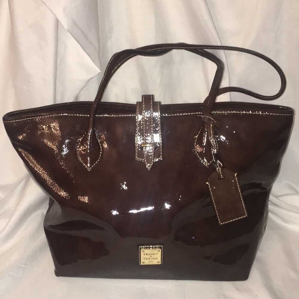 Dooney & bourke shoulder bag